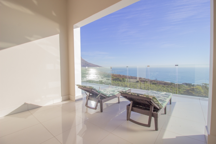 11 Bedroom Property for Sale in Camps Bay Western Cape